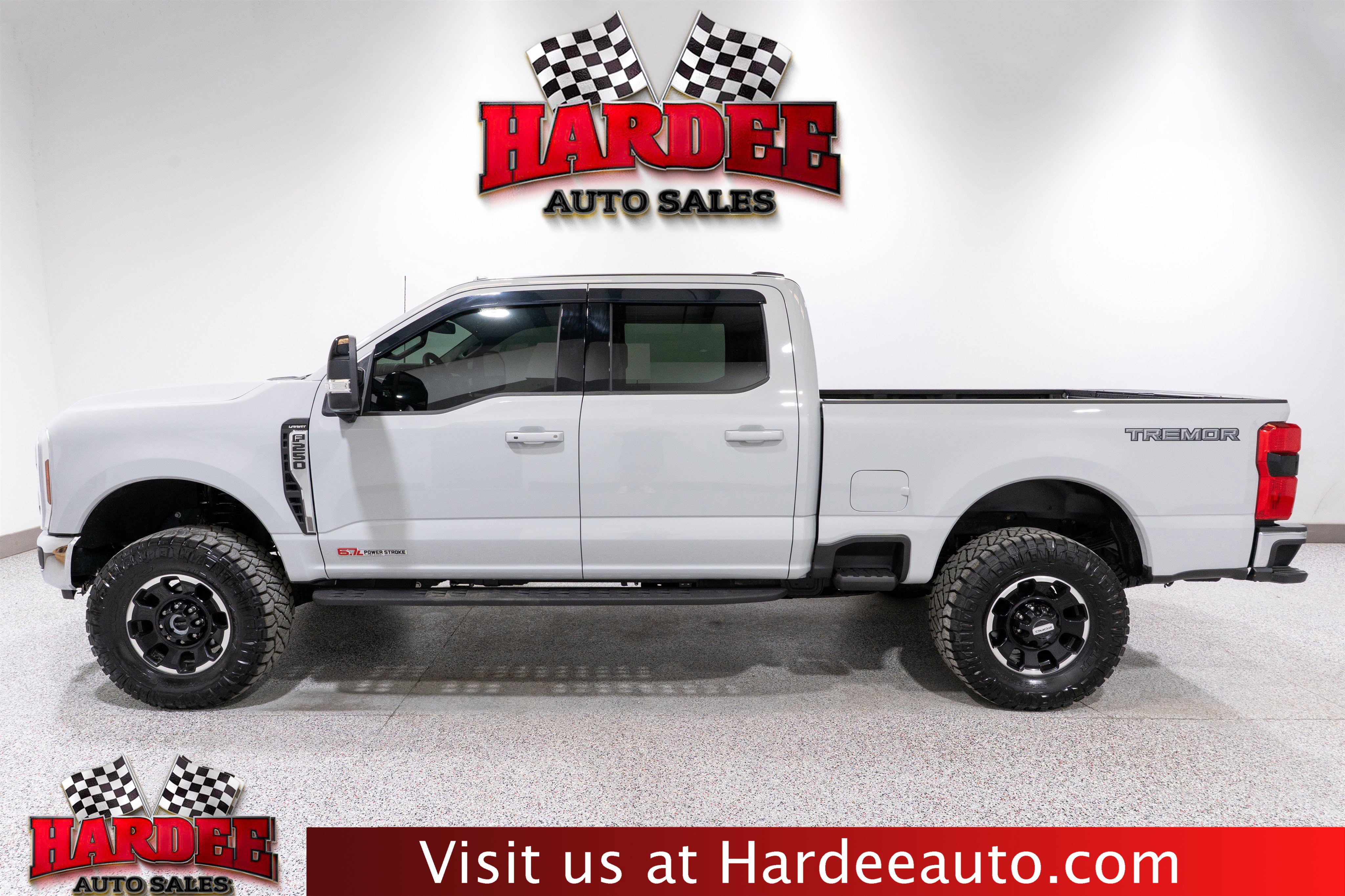 Used 2025 Ford F250 Lariat w/ Lariat Ultimate Package AWD/4WD image 1