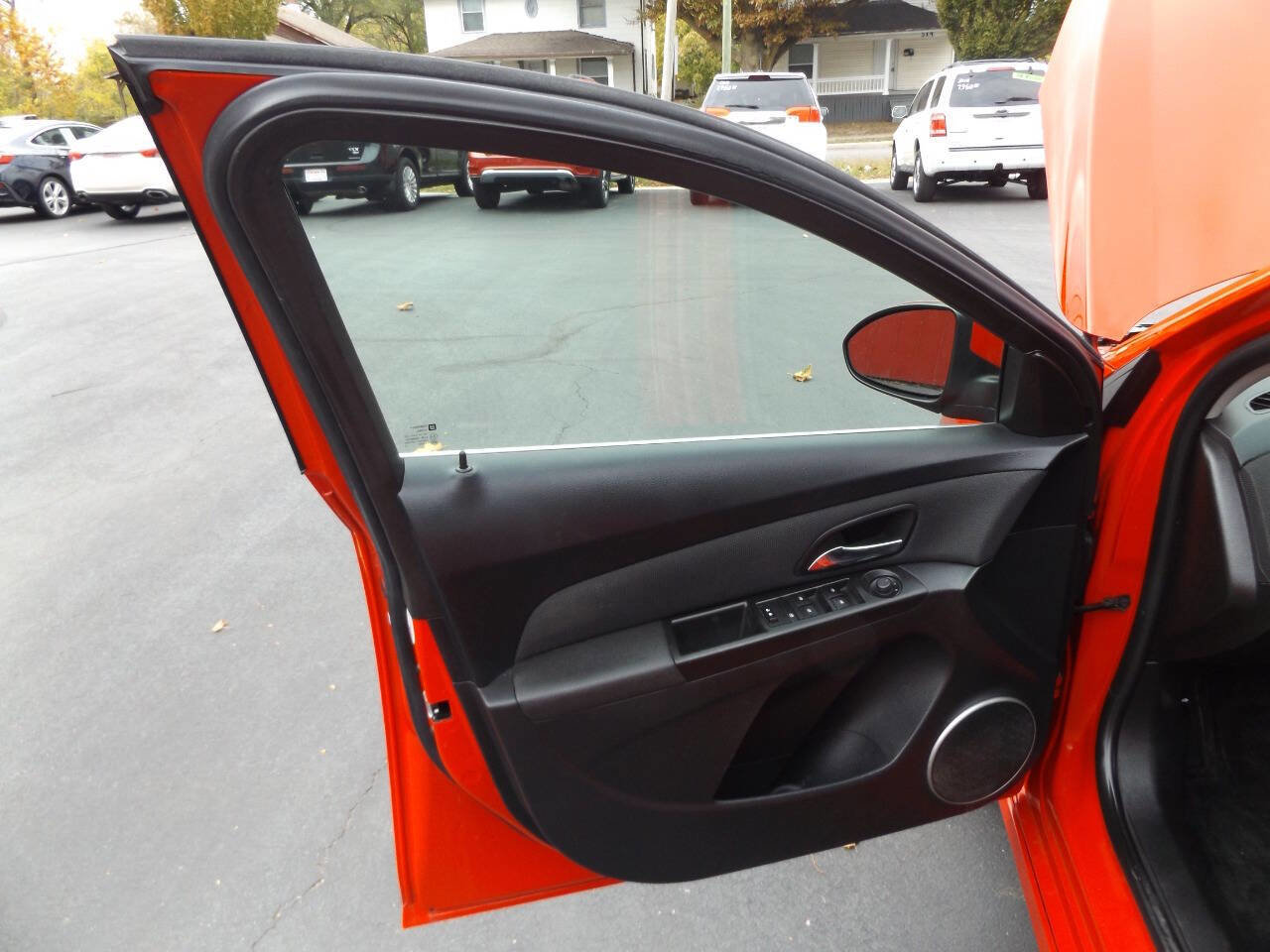 Used 2016 Chevrolet Cruze LT w/ Sun And Sound Package image 18