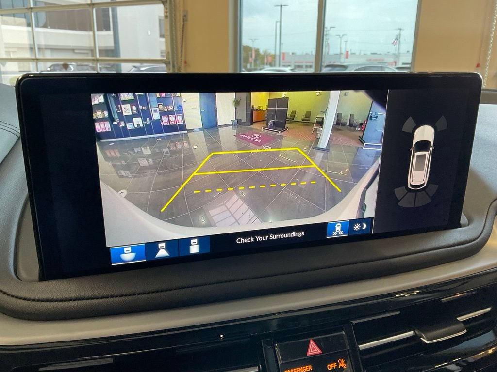 Certified 2026 Acura MDX w/ Technology Package AWD/4WD image 18