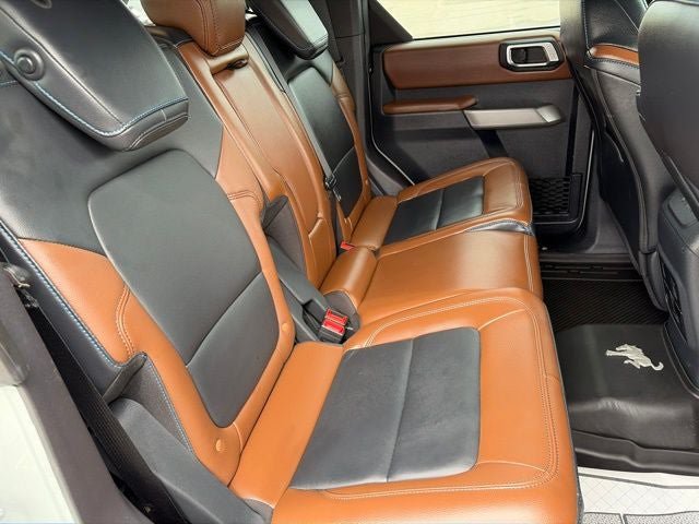 Used 2022 Ford Bronco Outer Banks w/ Sasquatch Package AWD/4WD image 9