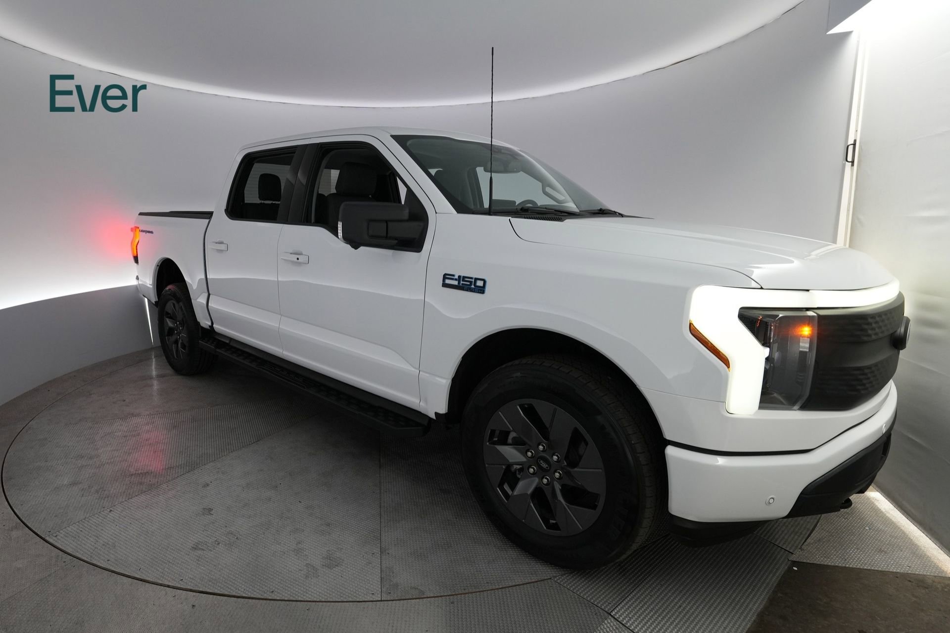 Used 2024 Ford F150 Lightning Flash image 2