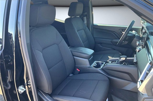 New 2026 GMC Canyon Elevation image 11