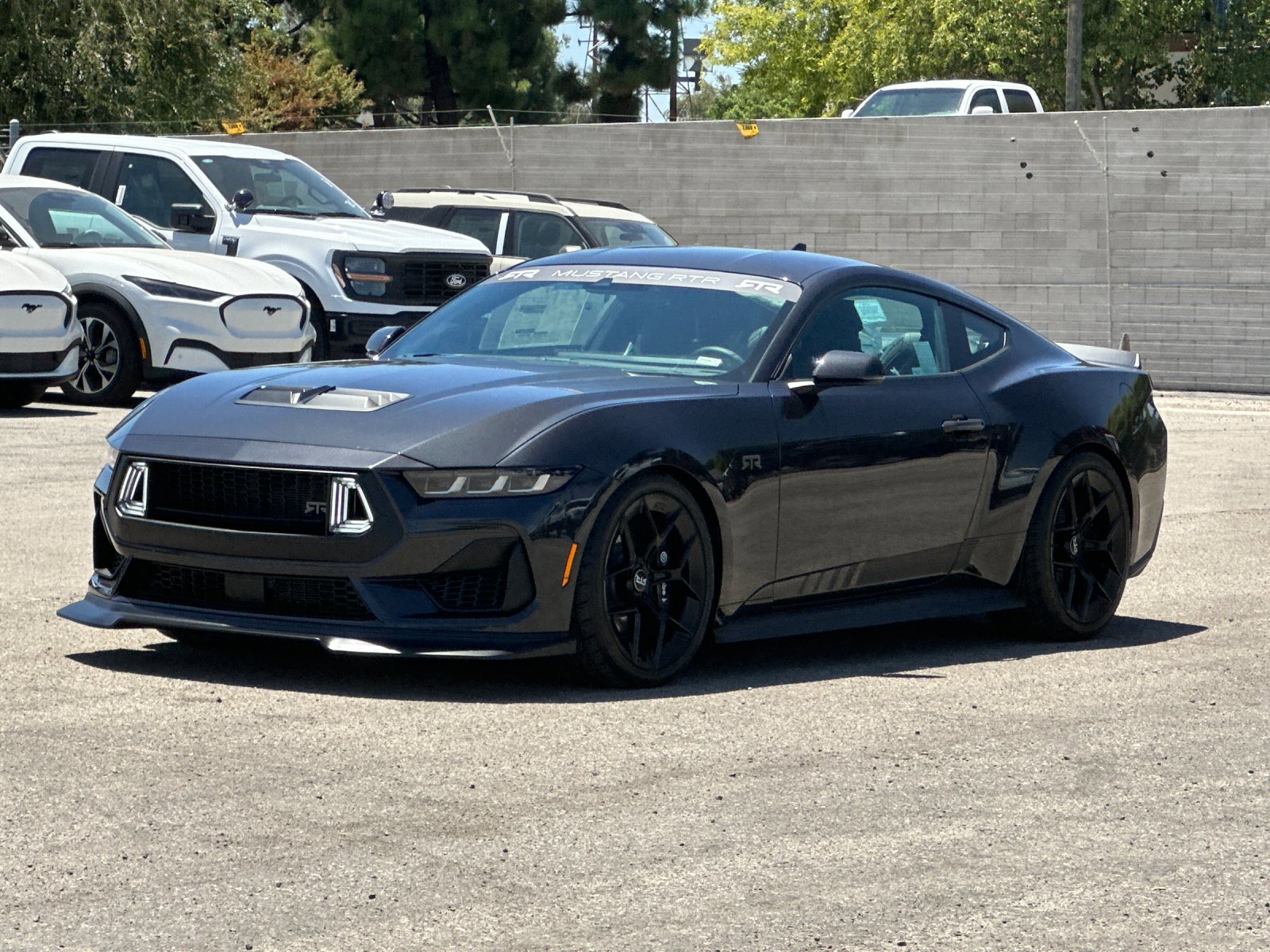 New 2024 Ford Mustang GT Premium w/ GT Performance Package image 7