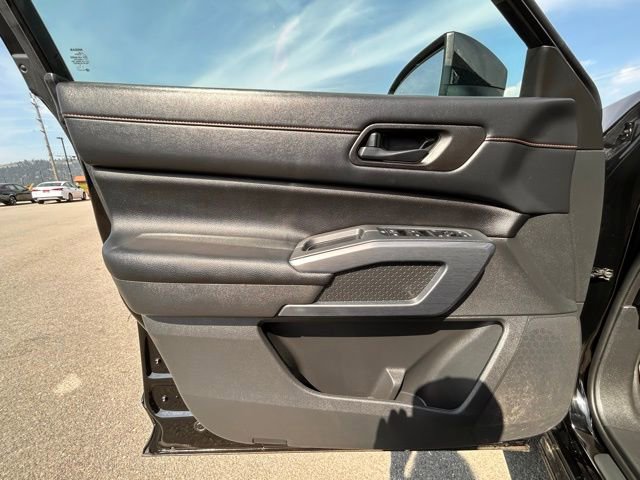 Used 2024 Nissan Pathfinder Rock Creek image 21