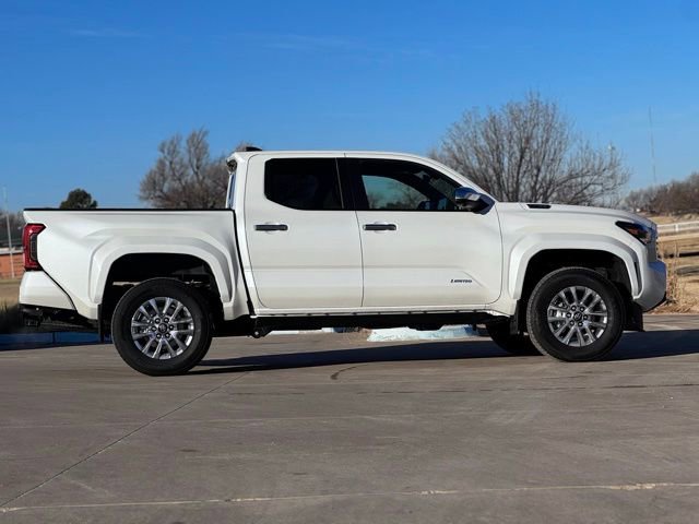 Used 2026 Toyota Tacoma Limited image 24