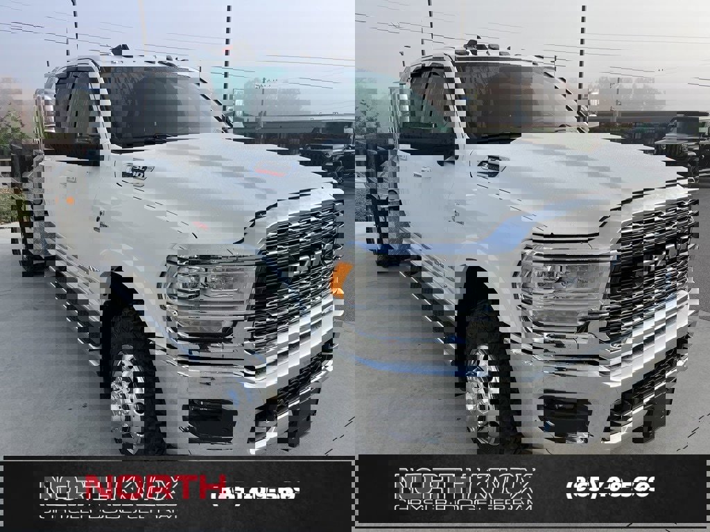 Used 2019 RAM 3500 Limited image 30