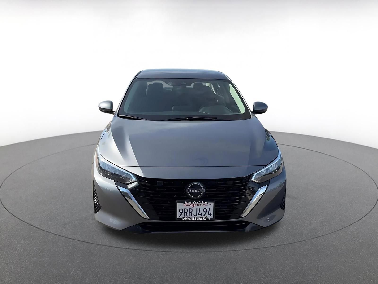 Used 2025 Nissan Sentra SV image 4