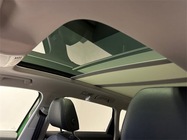 New 2026 Volkswagen Taos SE image 20