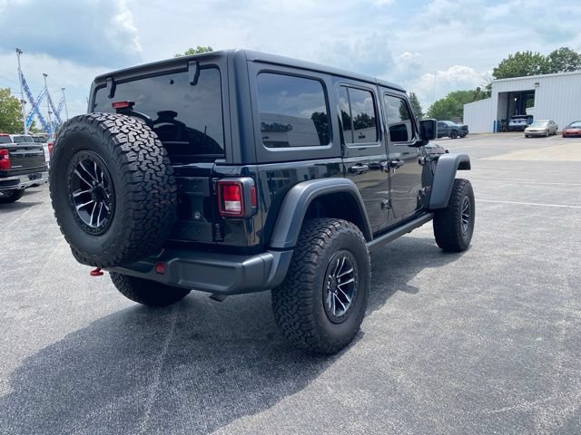 Used 2023 Jeep Wrangler Unlimited Rubicon w/ Cold Weather Group AWD/4WD image 5