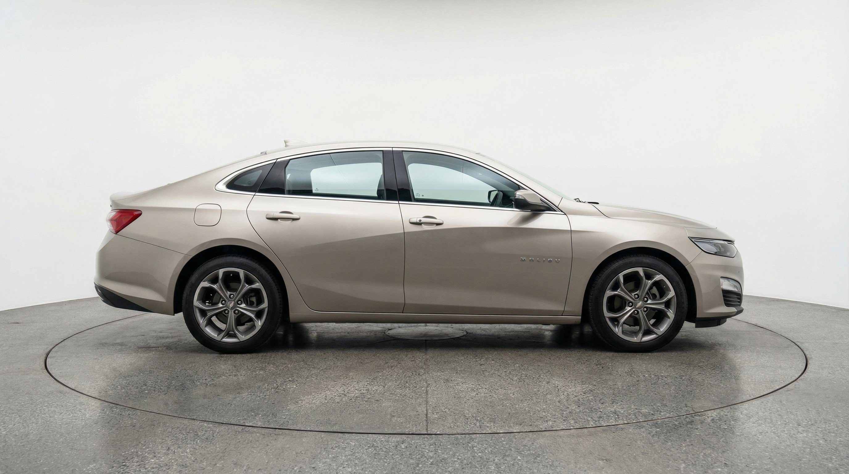 Used 2024 Chevrolet Malibu LT FWD image 11