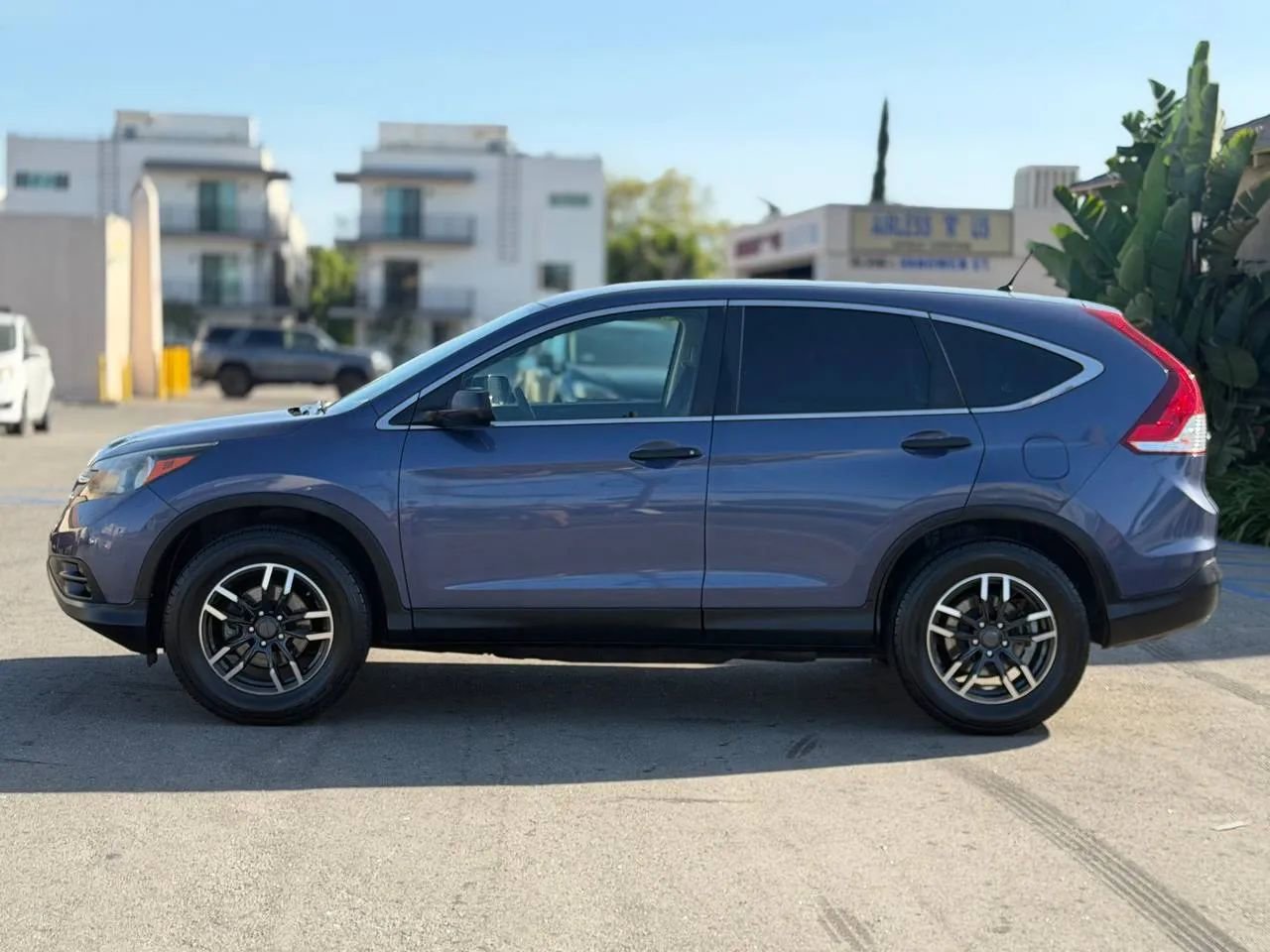 Used 2014 Honda CR-V LX image 10