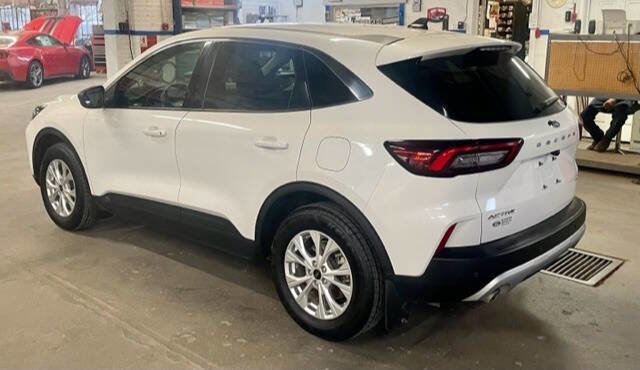 Certified 2023 Ford Escape Active w/ Tech Pack #1 image 4