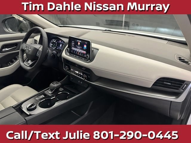 Used 2026 Nissan Rogue Dark Armor AWD/4WD image 17
