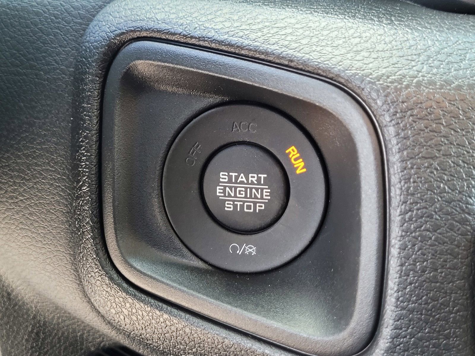 New 2026 Jeep Gladiator Sport image 21