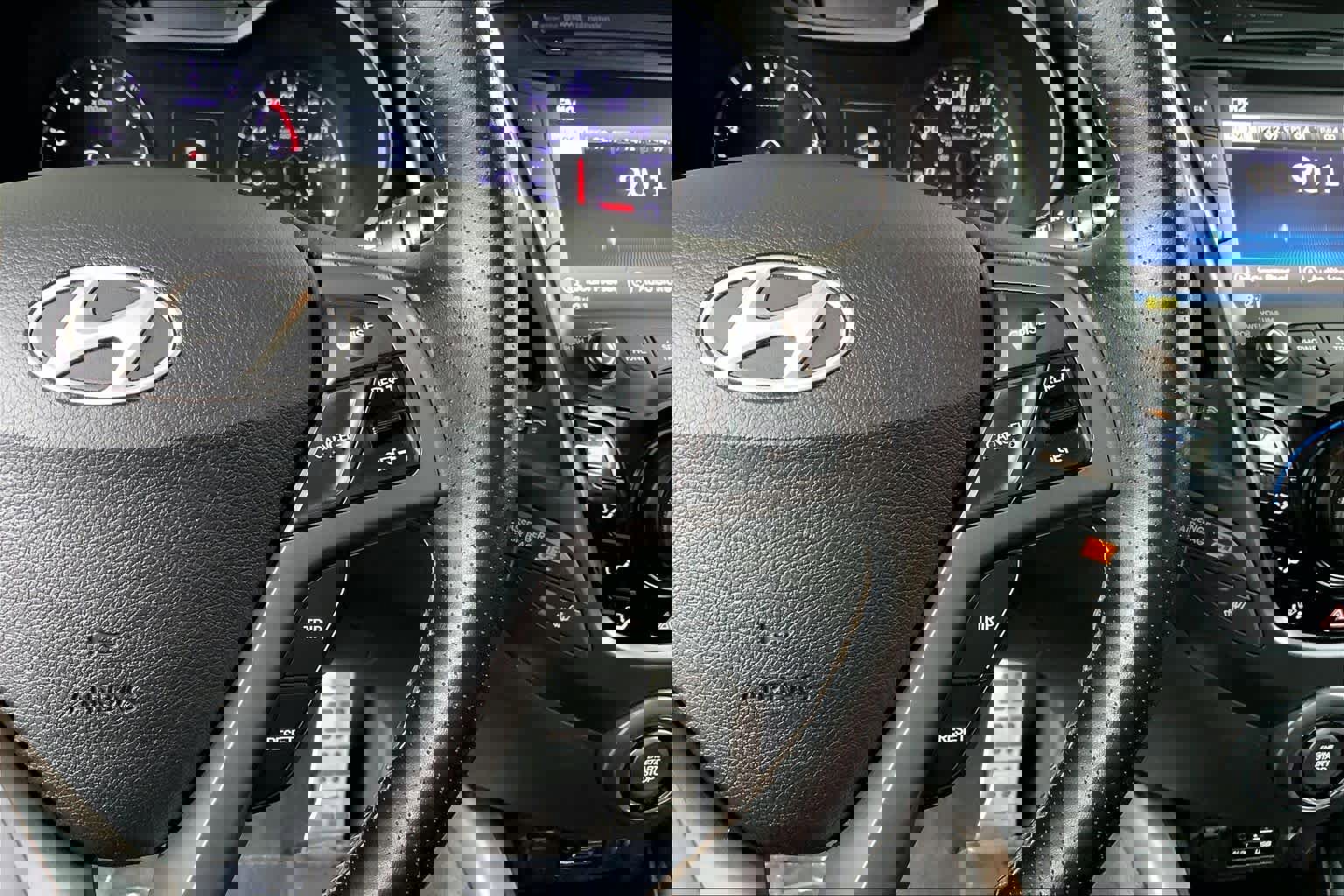 Used 2016 Hyundai Veloster Turbo image 24