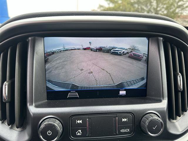 Used 2022 Chevrolet Colorado LT w/ LT Convenience Package AWD/4WD image 21