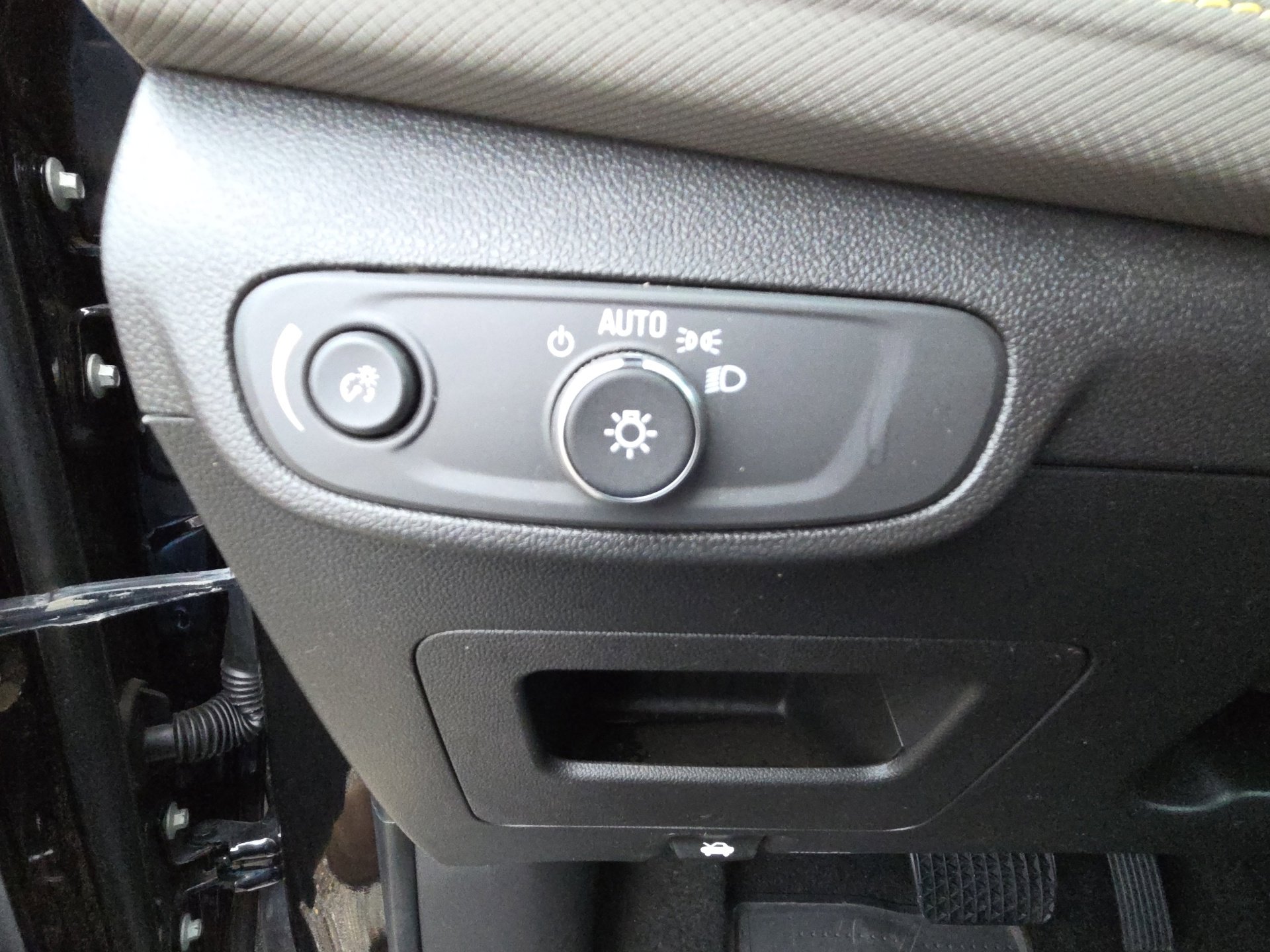 Certified 2025 Chevrolet TrailBlazer ACTIV w/ Convenience Package image 20