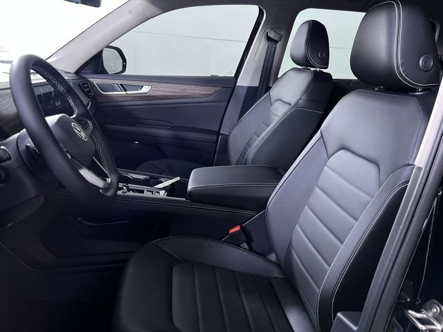 New 2025 Volkswagen Atlas SEL image 11