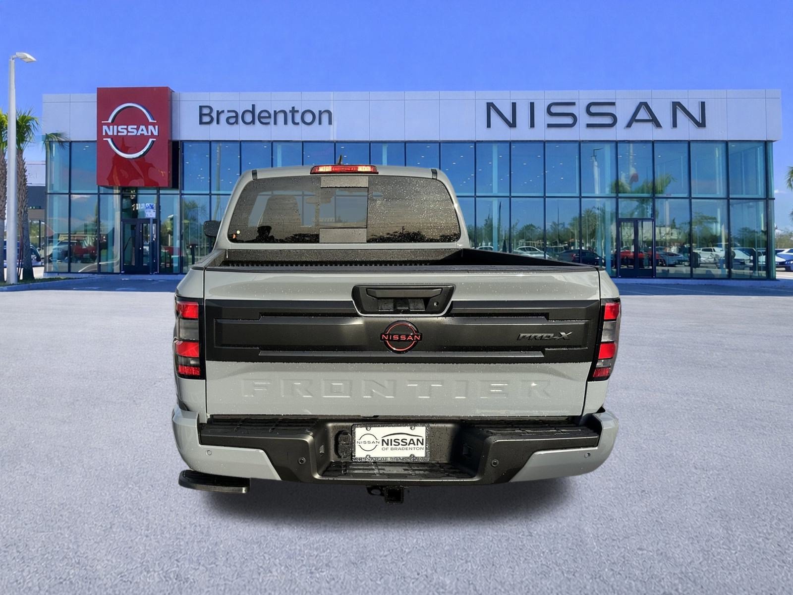 New 2026 Nissan Frontier Pro-X w/ Tow Package RWD image 5