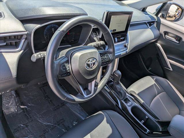 Used 2023 Toyota Corolla Cross XLE w/ Convenience Package FWD image 10