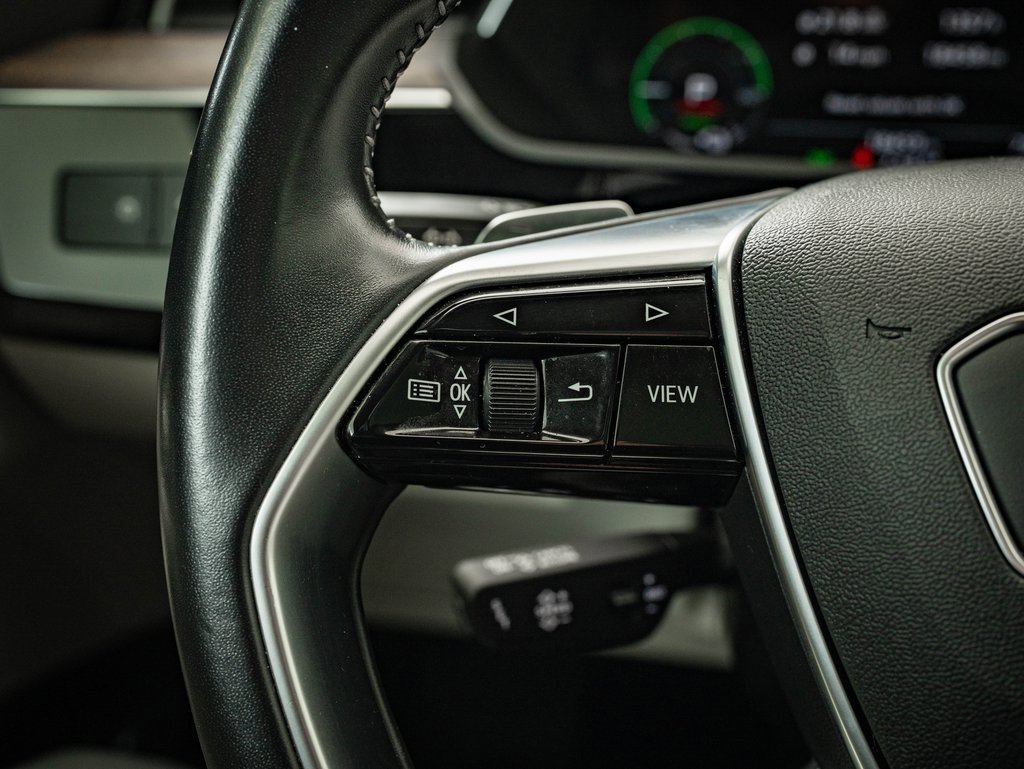Used 2021 Audi e-tron Premium w/ Convenience Plus Package image 26
