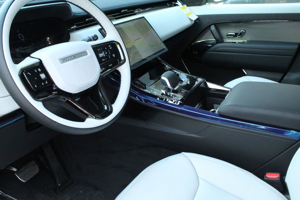 New 2026 Land Rover Range Rover Sport Dynamic SE image 11