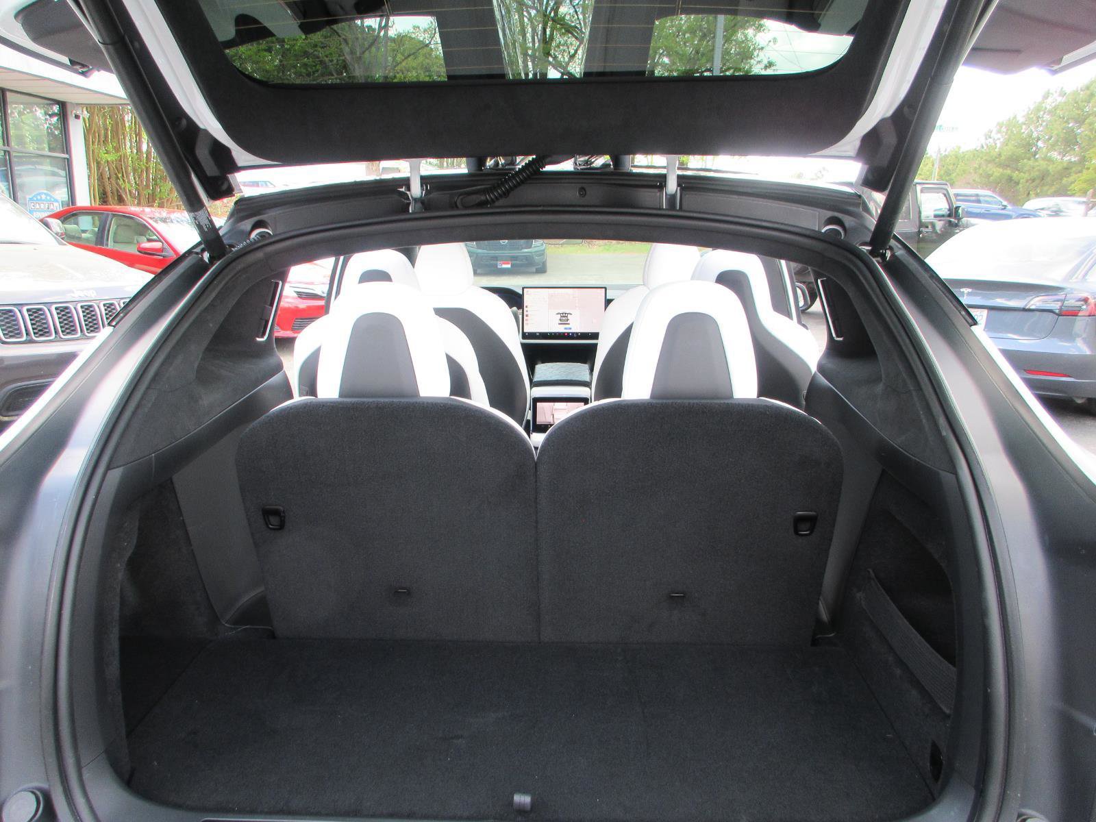 Used 2022 Tesla Model X AWD/4WD image 24