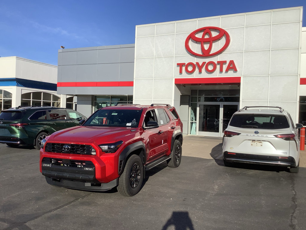 New 2026 Toyota 4Runner TRD Off-Road AWD/4WD image 3