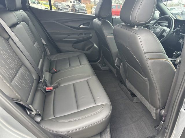 Used 2024 Buick Envista Avenir image 17
