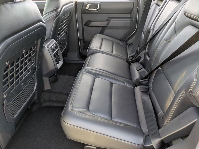 New 2025 Ford Bronco Badlands image 48