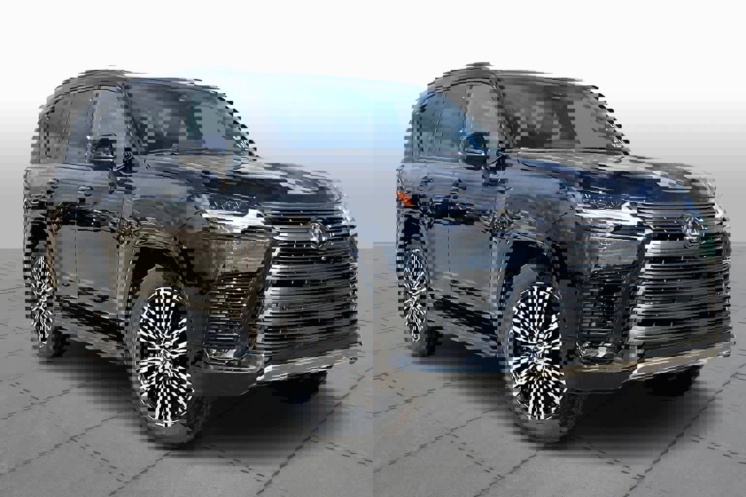 New 2026 Lexus LX 700h Luxury image 3