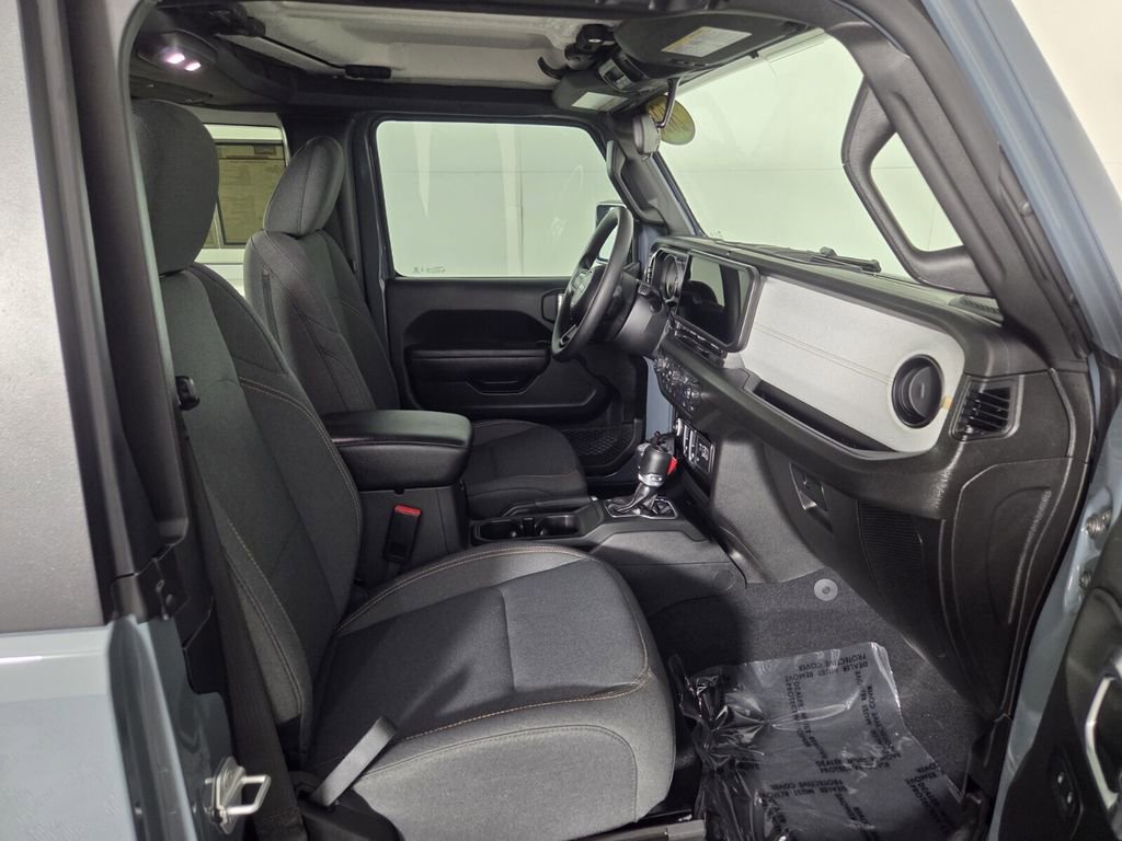 Used 2026 Jeep Wrangler Sport AWD/4WD image 28