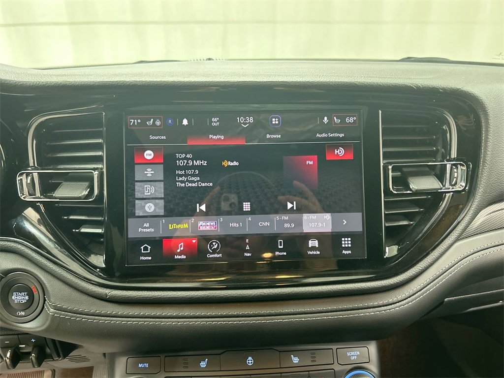 Used 2022 Dodge Durango GT image 14