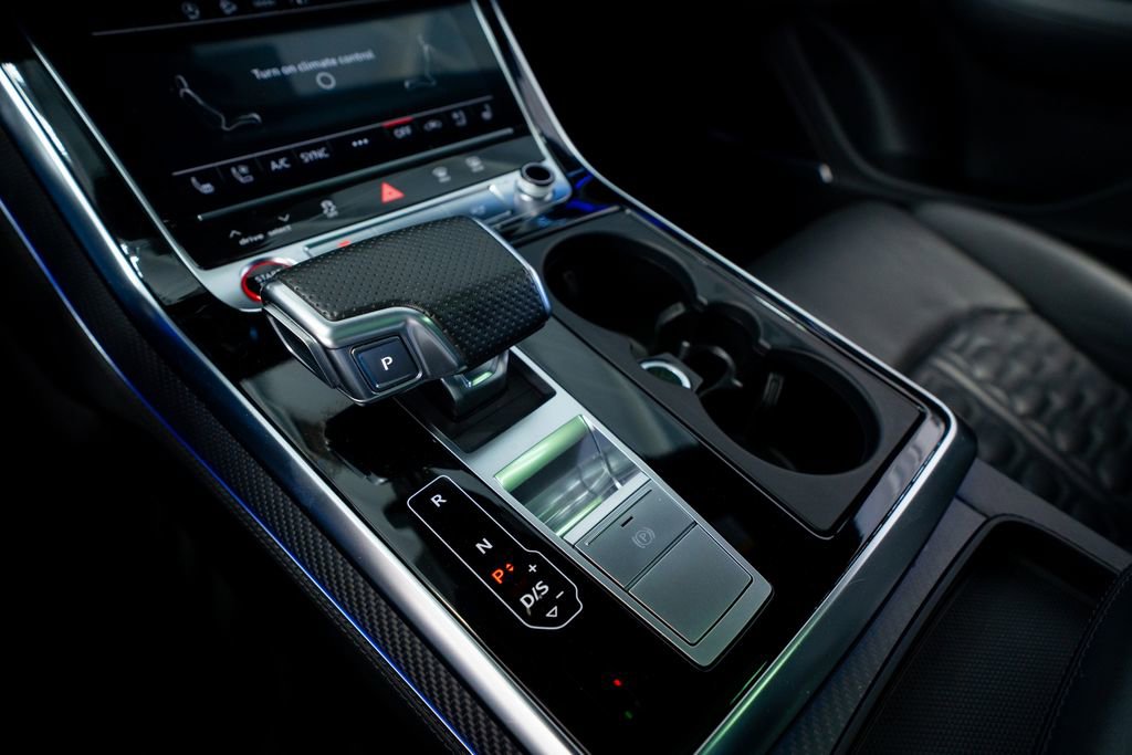 Used 2023 Audi RS Q8 AWD/4WD image 44