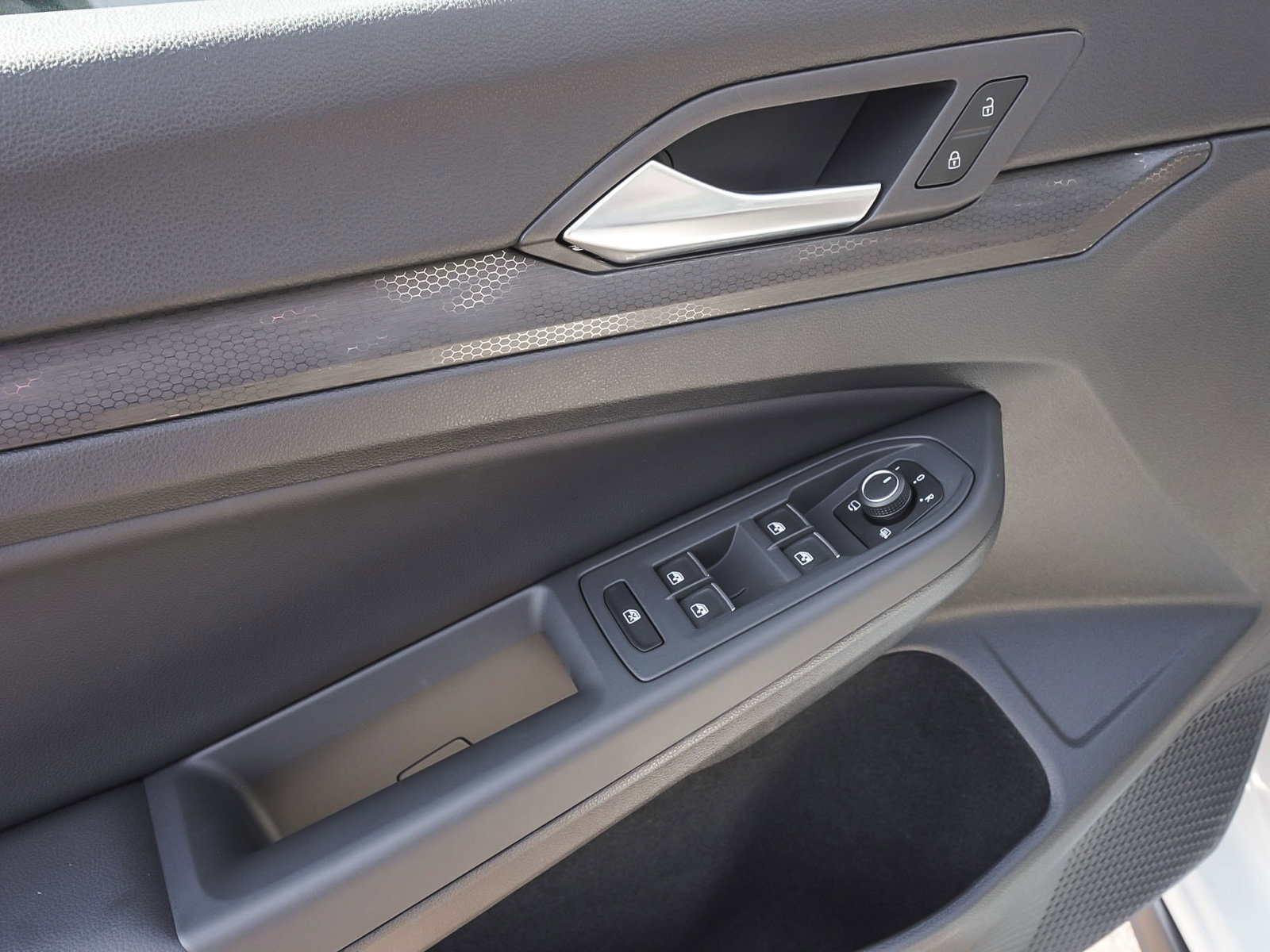 Used 2024 Volkswagen GTI Autobahn image 10