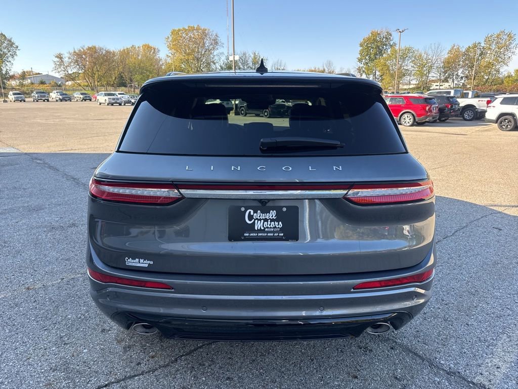 New 2026 Lincoln Corsair Reserve w/ Jet Appearance Package image 3