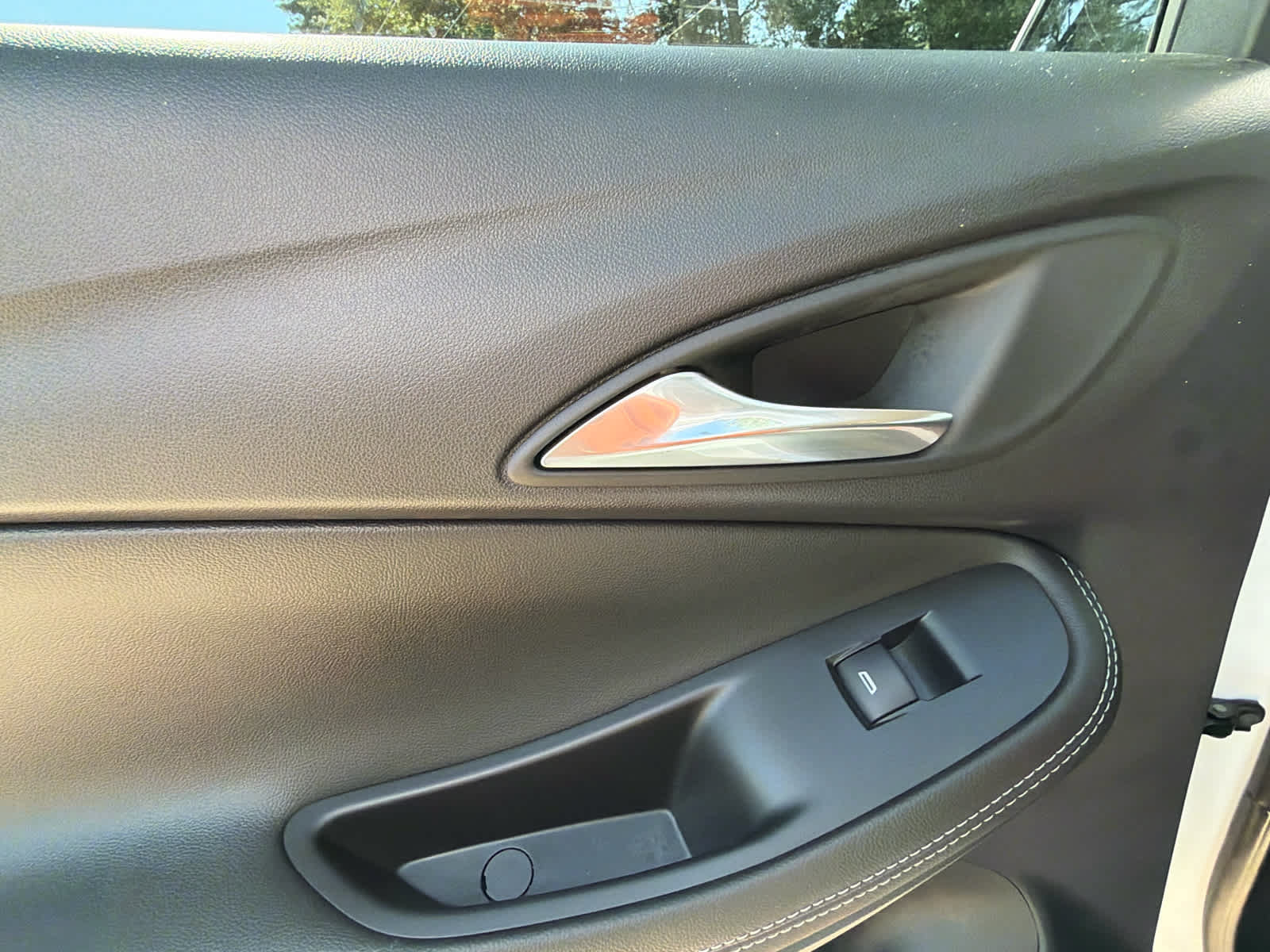 Used 2026 Buick Encore GX Preferred w/ Comfort Package FWD image 31