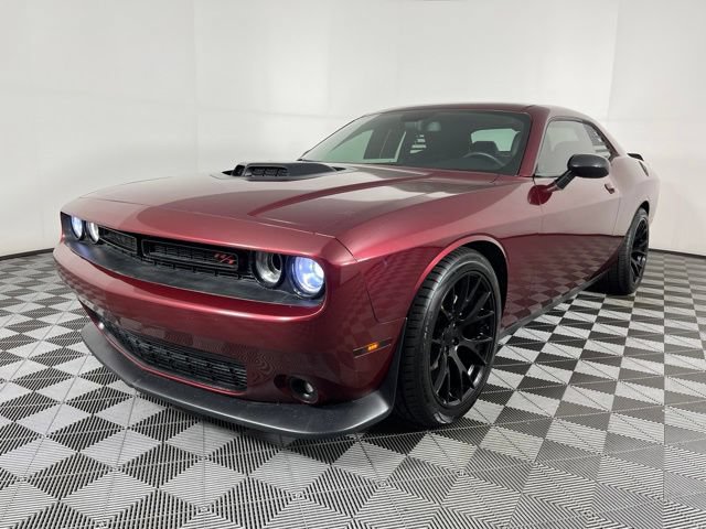 Used 2017 Dodge Challenger R/T Plus RWD image 6