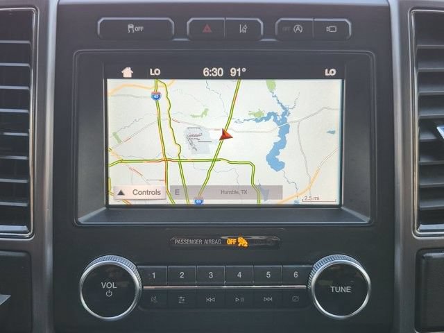Used 2019 Ford Expedition Platinum RWD image 15