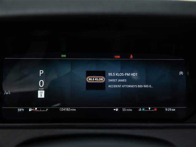 Used 2025 Land Rover Range Rover Velar Dynamic SE AWD/4WD image 20