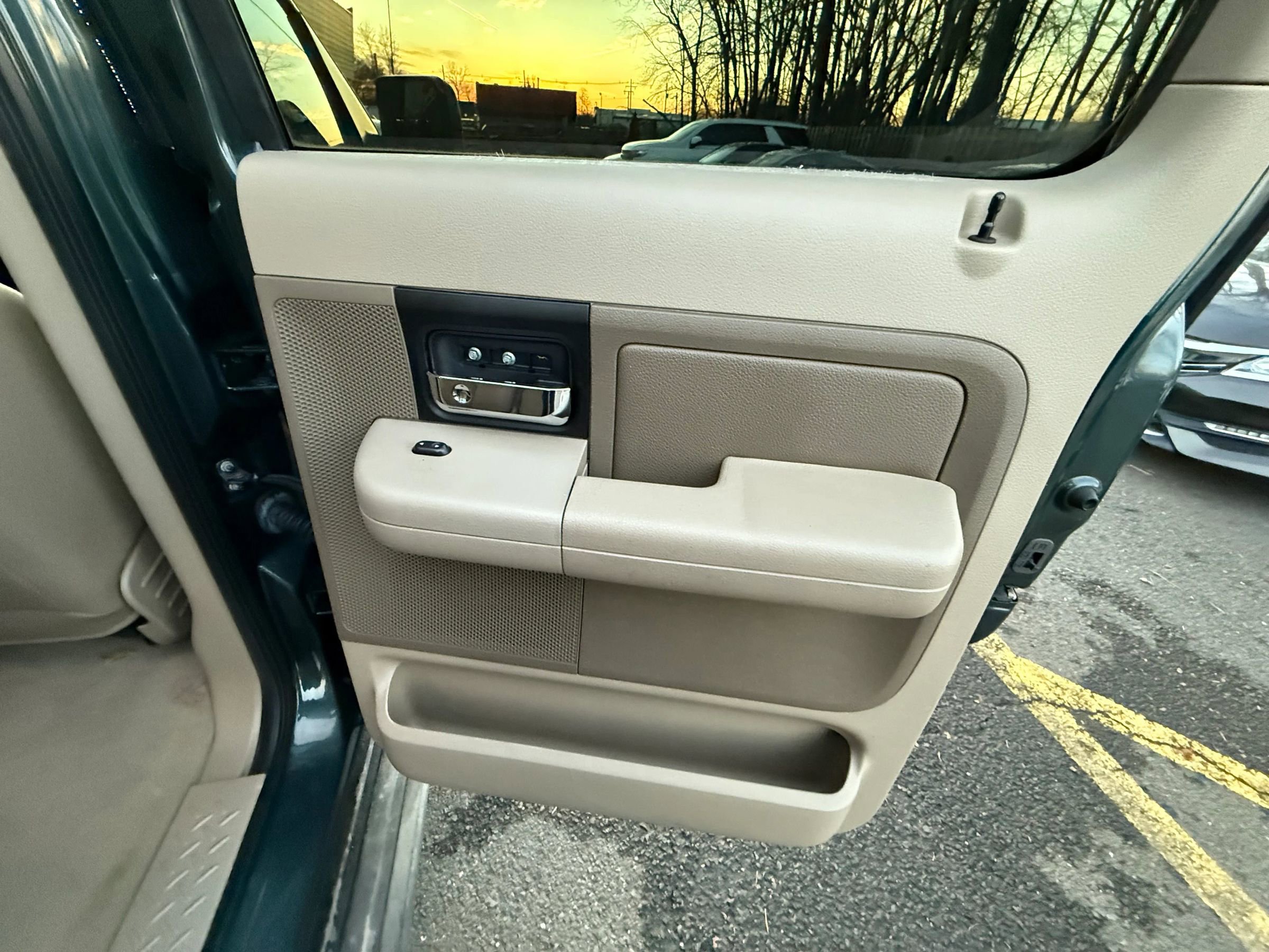 Used 2004 Ford F150 FX4 image 19