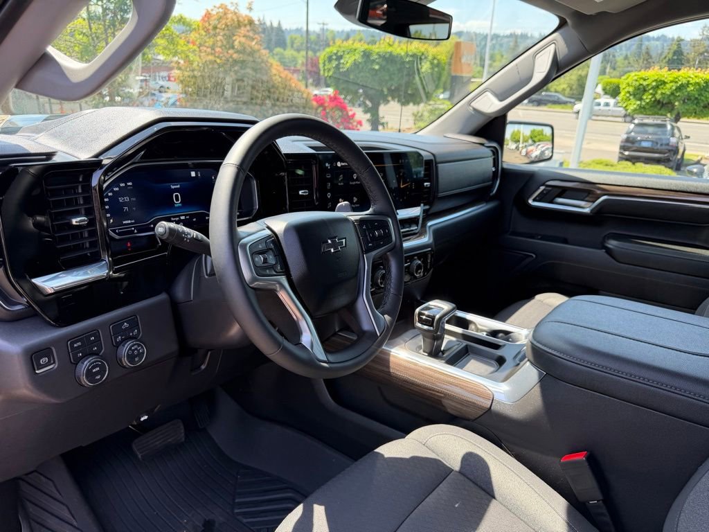 Used 2023 Chevrolet Silverado 1500 LT Trail Boss w/ Protection Package AWD/4WD image 16