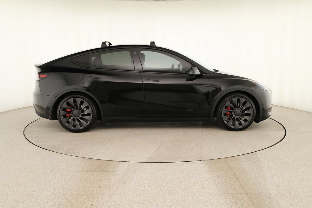 Used 2023 Tesla Model Y Performance AWD/4WD image 8