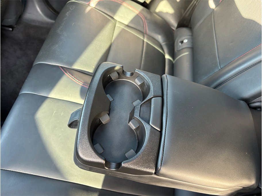 Used 2018 Jaguar E-PACE First Edition image 41