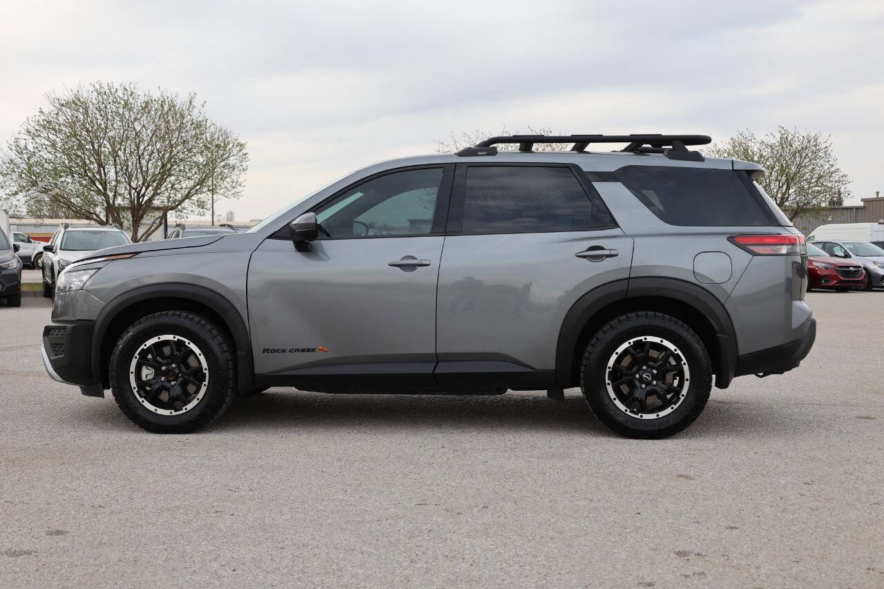 Used 2025 Nissan Pathfinder Rock Creek image 8