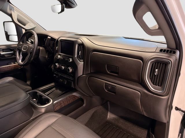 Used 2023 GMC Sierra 3500 Denali w/ Denali Ultimate Package image 25