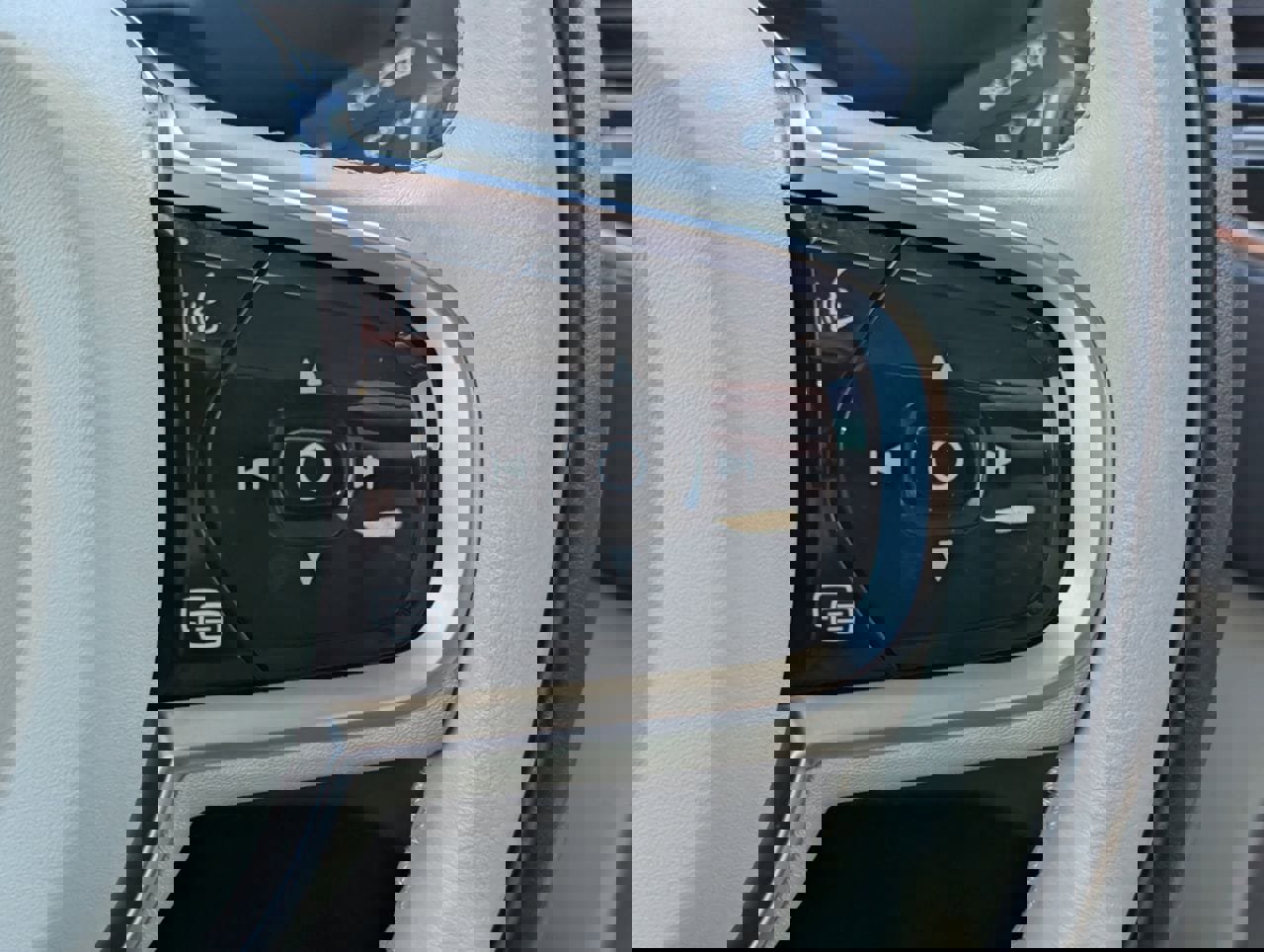 Used 2025 Volvo XC90 B6 Ultra w/ Lounge Package image 22