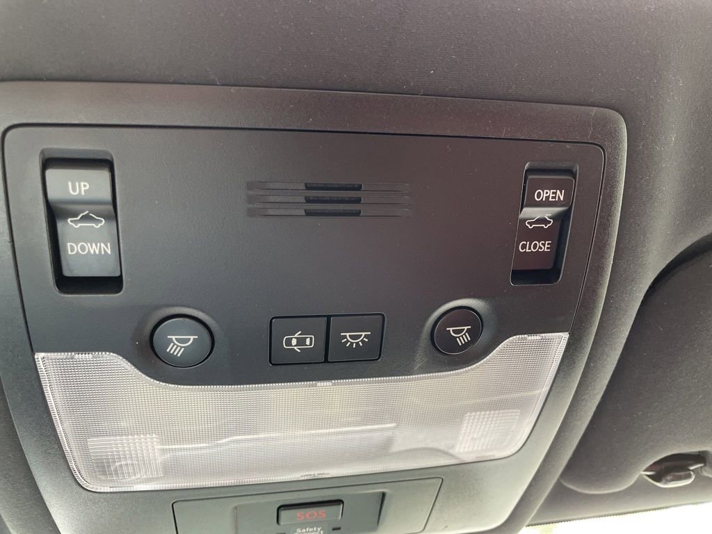 Used 2018 Lexus IS 300 F Sport w/ F Sport Package AWD/4WD image 14