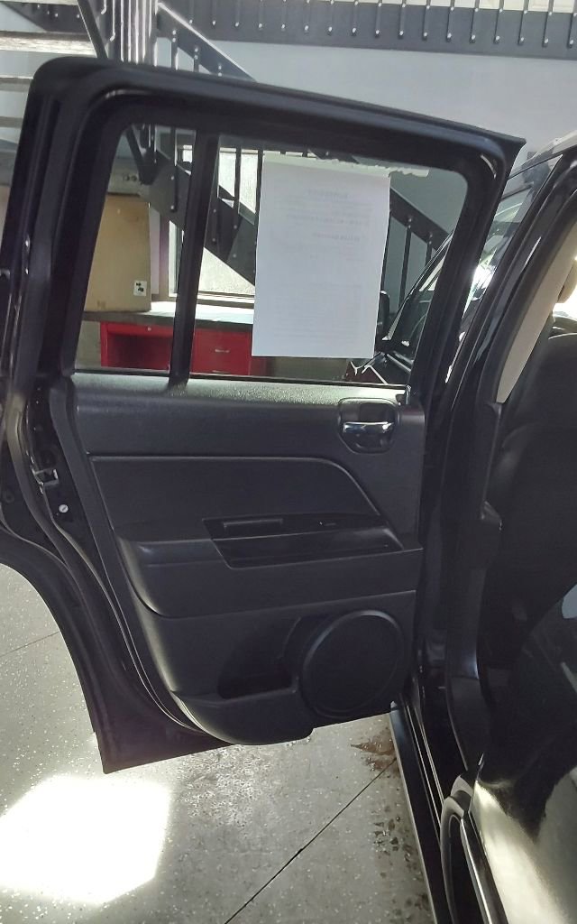 Used 2012 Jeep Compass Latitude image 17