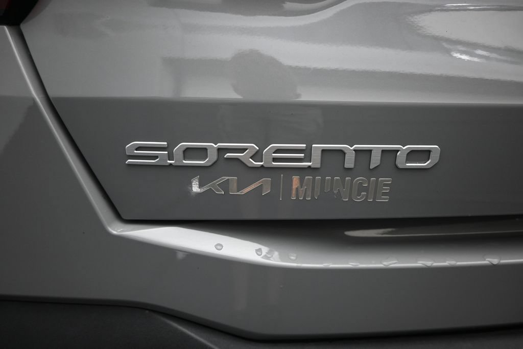 Used 2026 Kia Sorento S AWD/4WD image 10